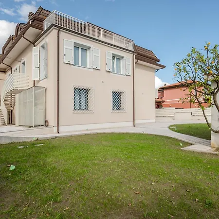 Guesthost - Mare Monti 4-7