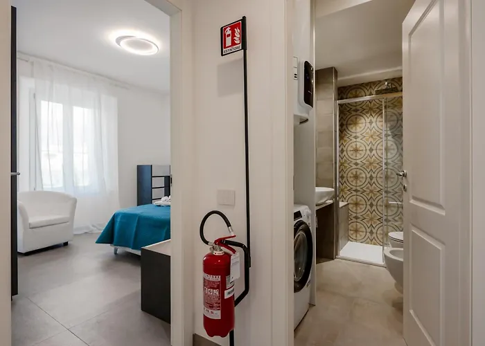 Guesthost - Mare Monti 4-7 *
